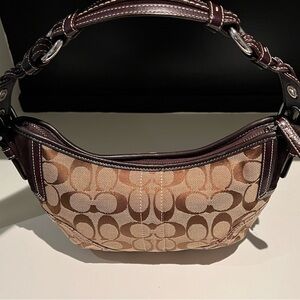 Classic Coach under arm bag